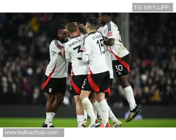 英超精彩对决：里昂大胜巴黎圣日耳曼引发全场热烈反响